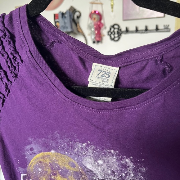 Y2K Spooky Vampire Nights Graphic Tee Vintage - Picture 4 of 5